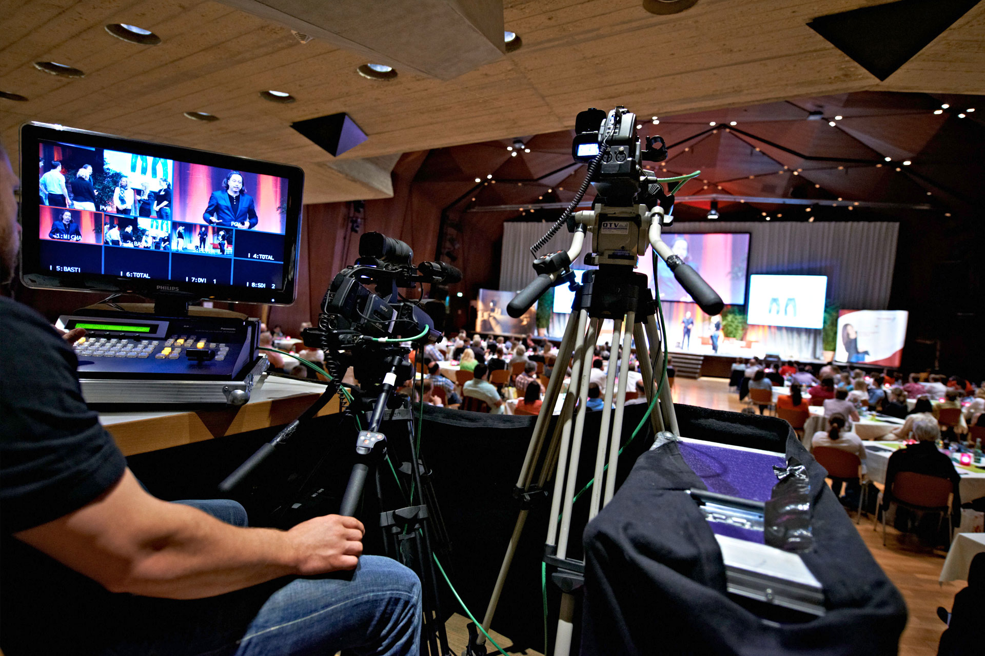 Nägel Erlangen Partner Betont Kameras